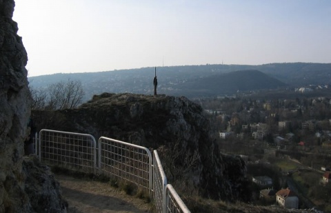 A szikla (forrás:teljesitmenytura.zivatar.hu)